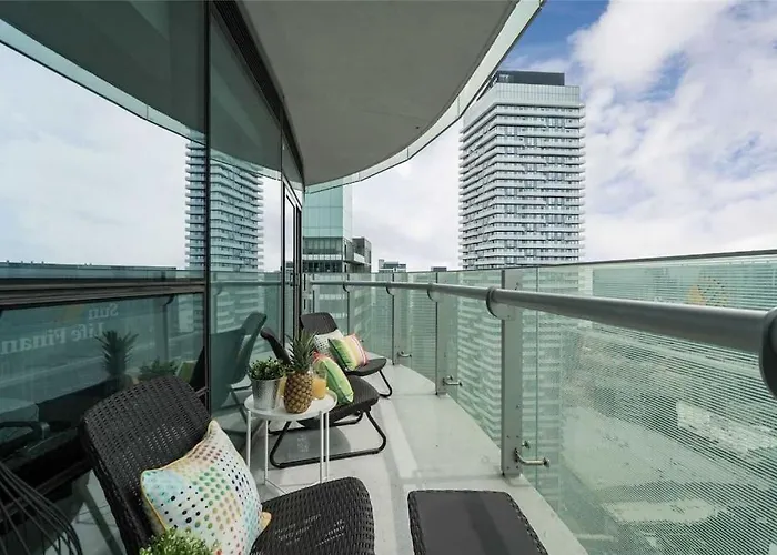 New Superior Lakeview Luxury 3-Bedroom Suite On 48 Floor