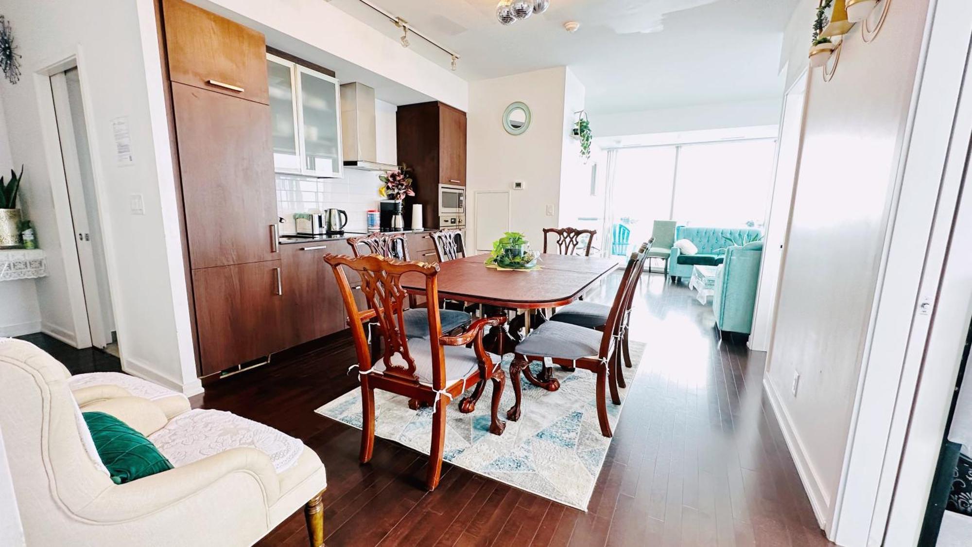 New Superior Lakeview Luxury 3-bedroom On 48 Floor